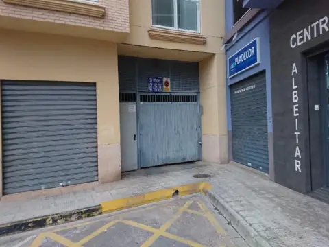 Garaje en calle de Las Cortes Valencianas, nº 7